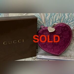 Gucci Fuchsia Heart Coin Purse